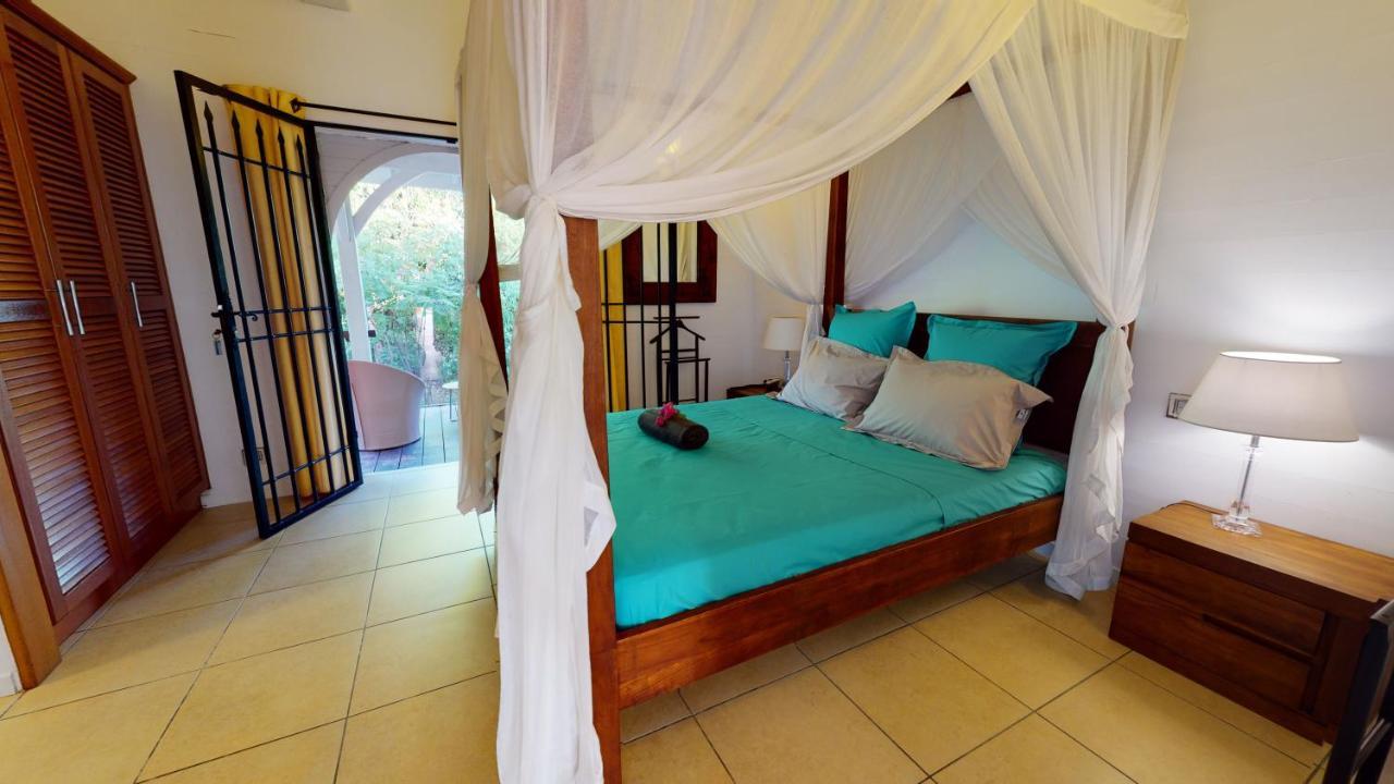 Villa Deluxe L'Hacienda Villa Vue Mer 180 Piscine Jacuzzi Proche Plage Marina Golf Pointe Des Chateaux Et Casino Jardin Clos Voyage Durable サン・フランソワ エクステリア 写真